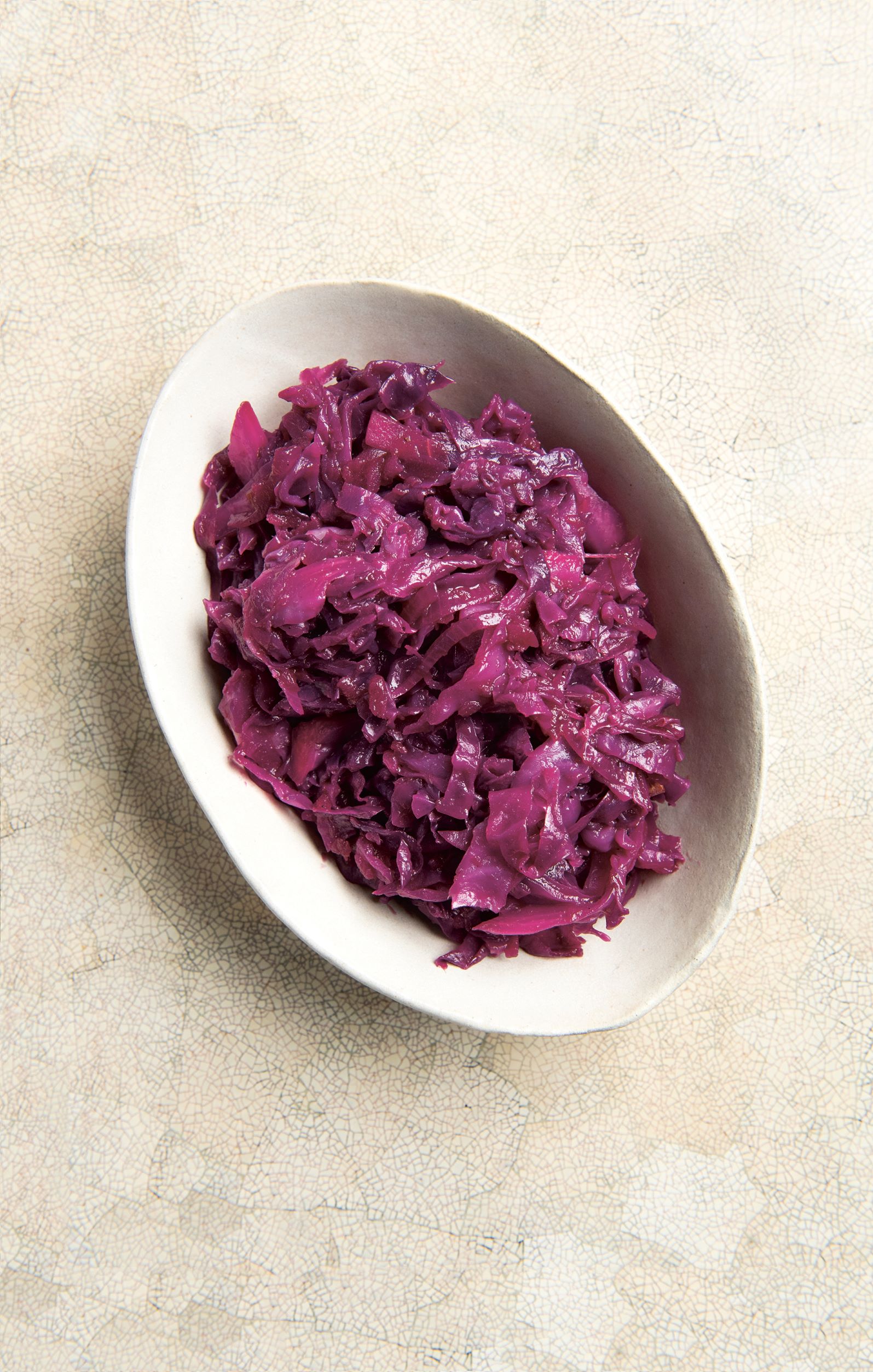 Braised red cabbage and apple