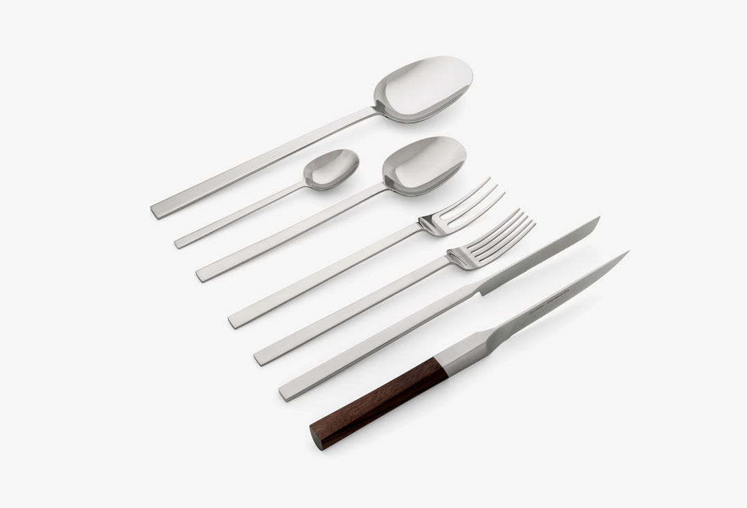 When Objects Work (2005–ongoing), cutlery set, with steak knife