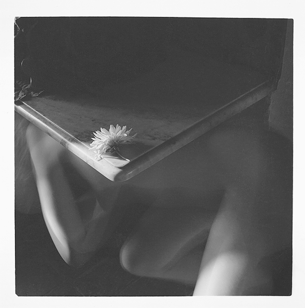 Francesca Woodman, Untitled, Antella, Italy, 1977-1978. Courtesy George and Betty woodman, and Victoria Miro, London © The Estate of Francesca Woodman