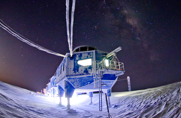 Halley Research Station VI - Hugh Broughton Architects