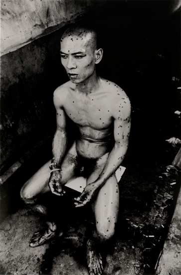 12 Square Meters (1994) by Zhang Huan