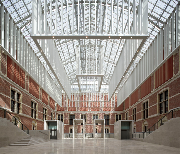 Rijksmuseum Atrium. Photo by Pedro Pegenaute. Image courtesy of Rijksmuseum