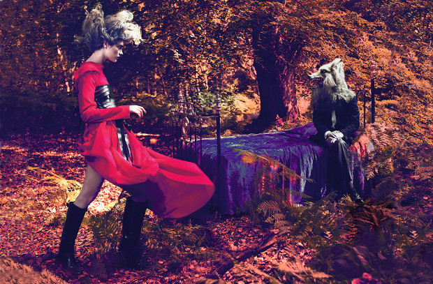 Mert Alas & Marcus Piggott. Natalia Vodianova in Ann Demeulemeester, and wolf in Tom Ford; hair and wolf mask, Julien d’Ys; makeup, Charlotte Tilbury at Management Artists Organization, using Myface Cosmetics; United Kingdom, September 2009. Courtesy The Condé Nast Publications.  From Saving Grace: My Fashion Archive 1968-2016 and  Grace: The American Vogue Years