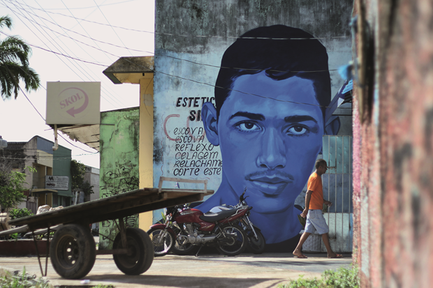 Éder Oliveira, Untitled, 2015, acrylic painting on wall, street view, Pará, Brazil. © Éder Oliveira, courtesy of the artist. Photo: the artist and Marcelo Lélis