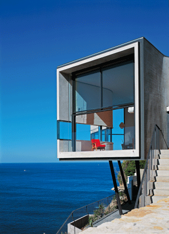 The Holman House by Durbach Block Jaggers, in Sydney. Photograph by Anthony Browell. From Elemental Living