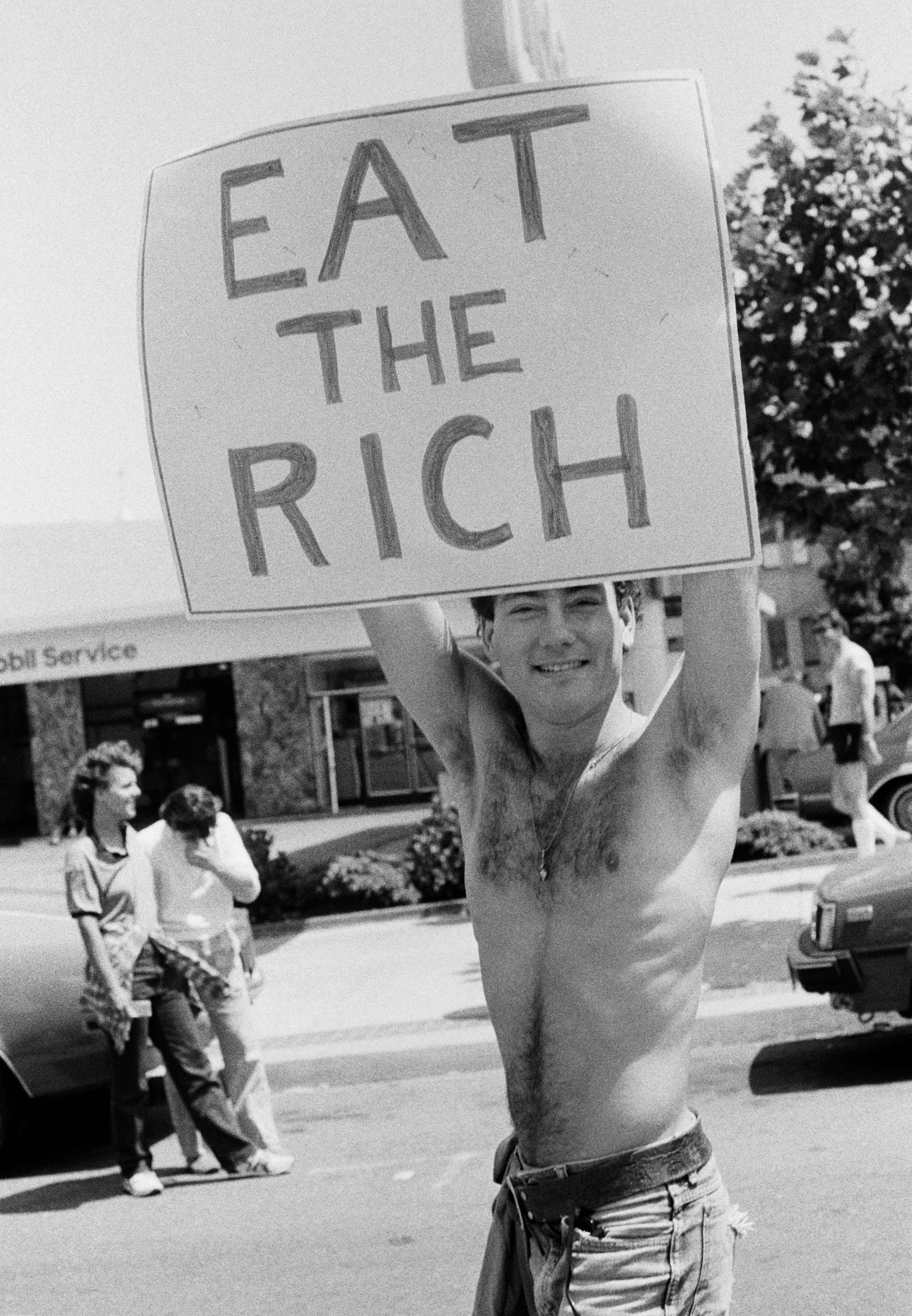 National March for Gay and Lesbian Rights (EAT THE RICH for Fire Island Artist Residency), 1984/2017. Pigment print, 18 × 12 ½ in. (45.7 × 31.8 cm). Courtesy the artist and Regen Projects, Los Angeles; Lehmann Maupin, New York/Hong Kong/Seoul/London; Thomas Dane Gallery, London and Naples; and Peder Lund, Oslo