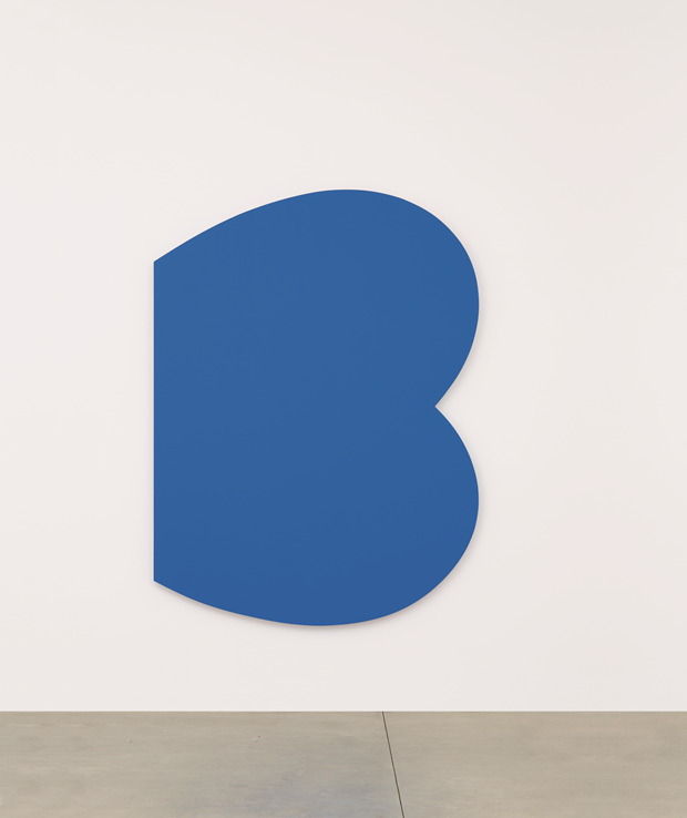 Blue Curves, 2009, oil on canvas, 80 x 59 3/4 inches, 203.2 x 151.8 cm, by Ellsworth Kelly. Photo credit: courtesy Ellsworth Kelly Archives / photo: © Jerry L. Thompson