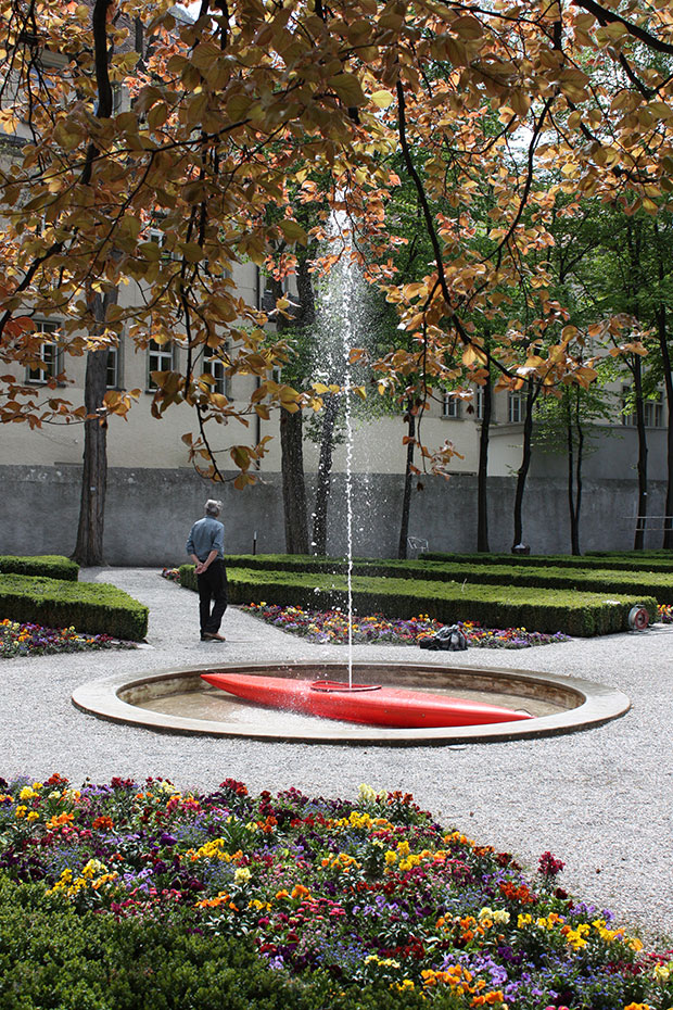 Roman Signer Fontäne (Fountain), 2012 Fontana Park, Chur/CH Photo: Tomasz Rogowiec Courtesy the artist and Galerie Luciano Fasciati