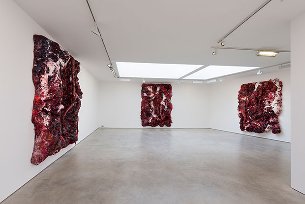 Installation view: Anish Kapoor Lisson Gallery 25 March - 9 May 2015 Courtesy the artist and Lisson Gallery