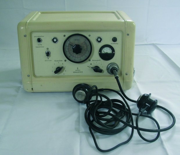 1940's Electroshock Therapy Unit — AGENT GALLERY CHICAGO