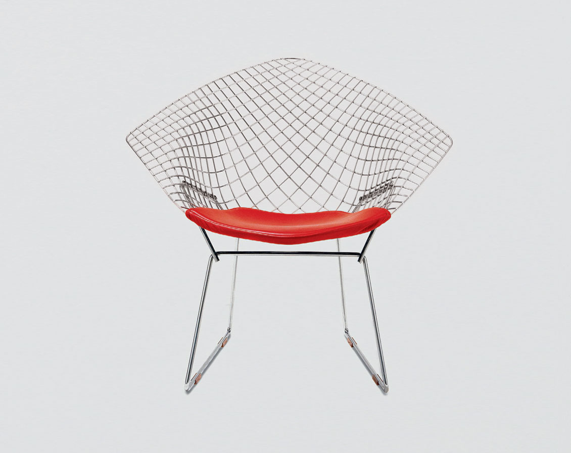 The Diamond chair by Harry Bertoia, manufactured by Knoll
