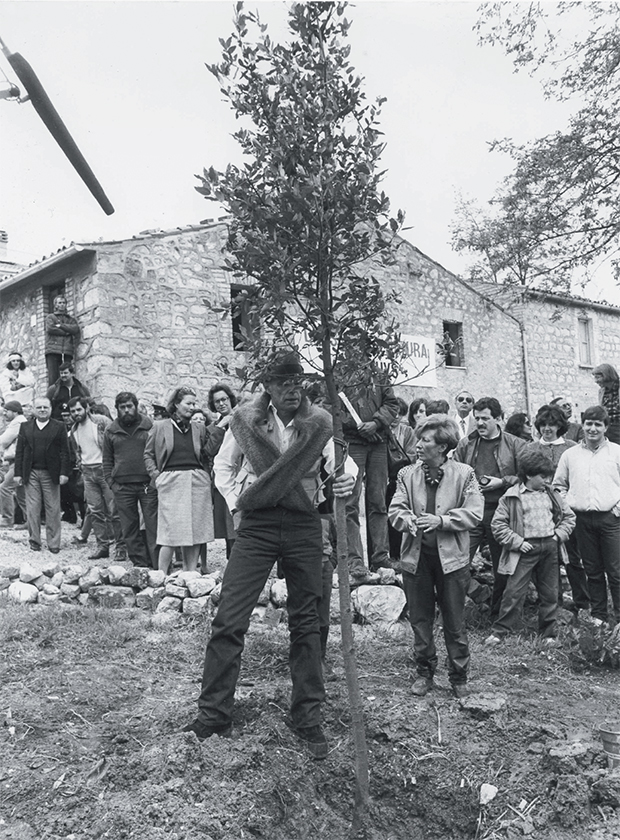 Joseph Beuys plants an oak in Bolognano, Italy, May 1984