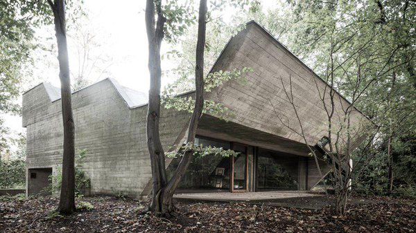 Looking for the perfect Brutalist getaway?