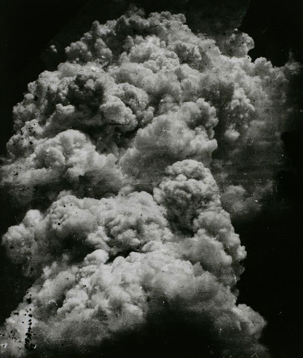 Toshio Fukada The Mushroom Cloud - Less than twenty minutes after the explosion (1) 1945 Tokyo Metropolitan Museum of Photography (Tokyo, Japan)