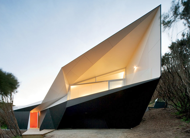 Klein Bottle House by McBride Charles Ryan