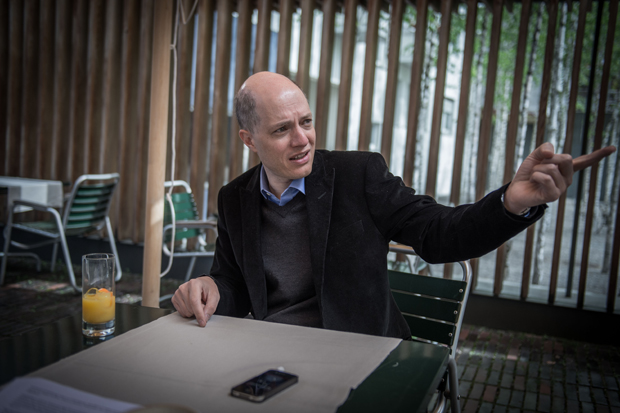 Art as Therapy author Alain de Botton