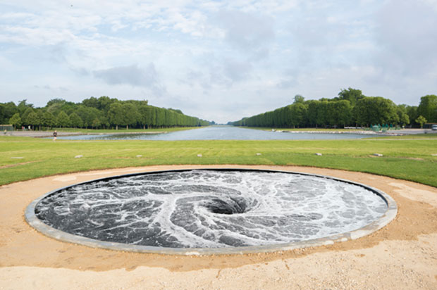 Descension (2014) by Anish Kapoor, Courtesy Kapoor Studio and Kamel Mennour. Photo: Fabrice Seixas © Anish Kapoor 2015