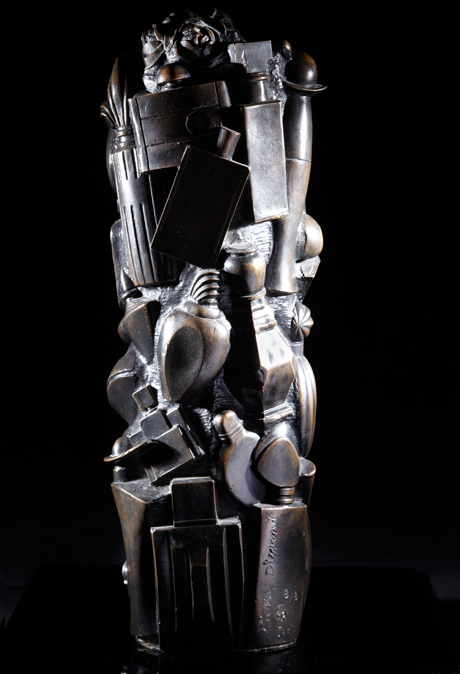 Dinand sculpture