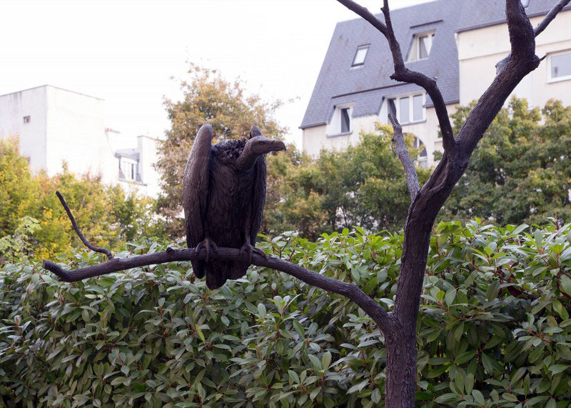 Elmgreen & Dragset set a vulture loose in Regent’s Park