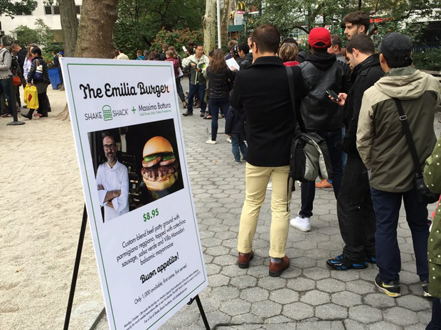 The queue for the Emilia Burger at Shake Shack