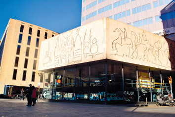 Engraved Walls (1960-61), Col·legi d’Arquitectes de Catalunya, Barcelona, Spain 