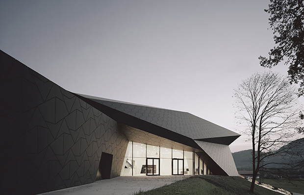 Festival Hall of the Tiroler Festspiele - Delugan Meissl