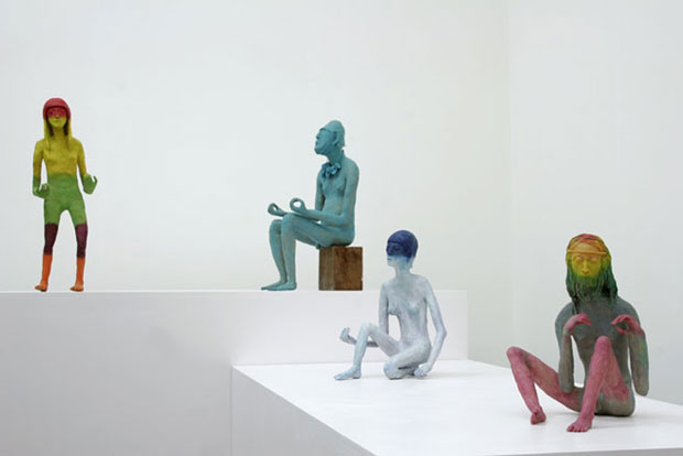 Francis Upritchard, Plastic People (2007)
