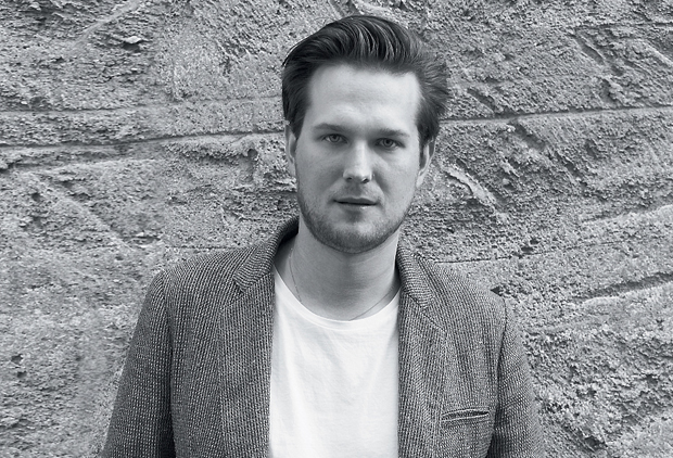 M2M Day 31: Drawing realistic portraits with pencil and paper, by Max Deutsch