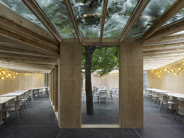 Carmody Groarke's pavilion for The Frieze Art Fair