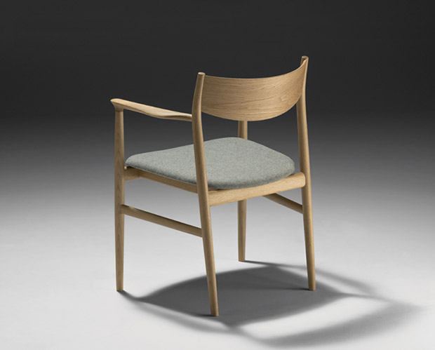 Naoto Fukasawa's Kumay chair for Conde House. Image courtesy of condehouse.co.jp