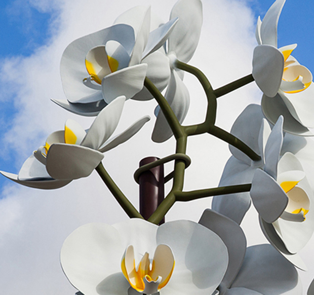 Two Orchids (2016) by Isa Genzken. Image courtesy of Public Art Fund