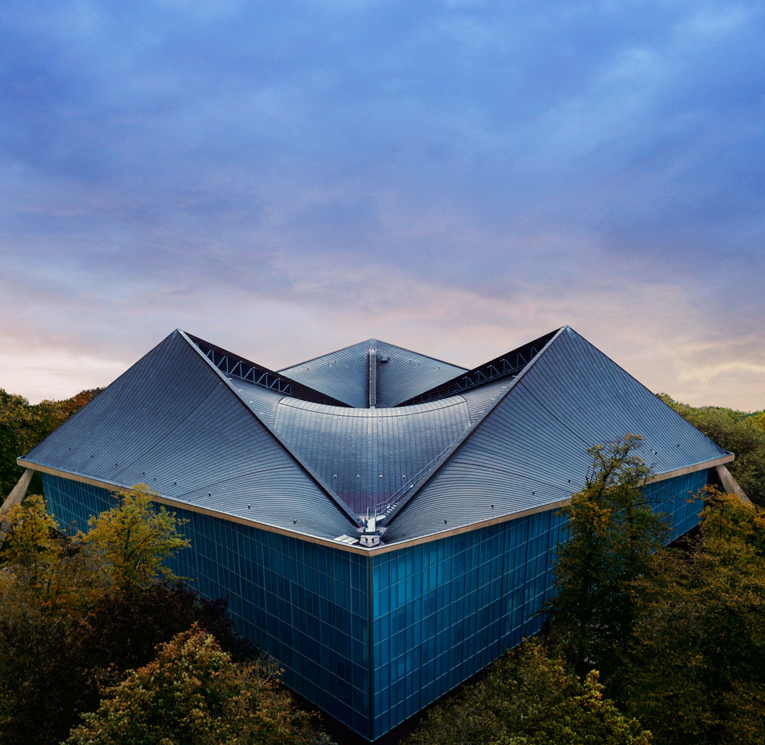 The exterior of the Design Museum. Image courtesy of Gravity Road