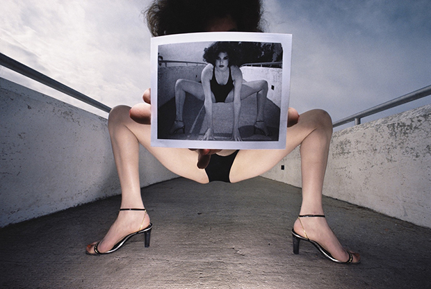 Charles Jourdan, Spring 1978 by Guy Bourdin. © The Guy Bourdin Estate 2015 / Courtesy of Louise Alexander Gallery