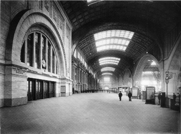 The original Leipzig Hauptbahnhof in 1916
