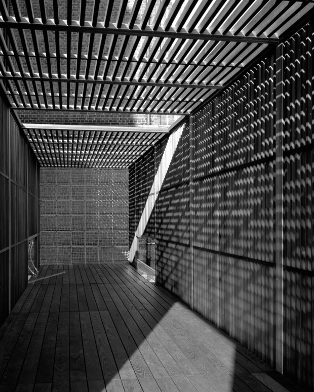 Chisenhale Primary School playground by Asif Khan. Photograph by Hélène Binet