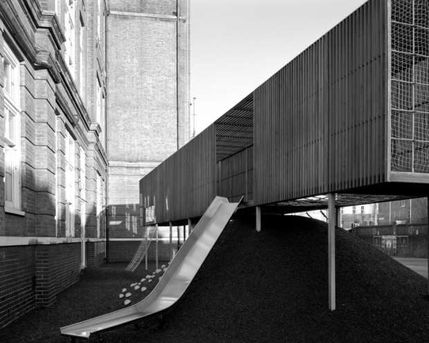 Chisenhale Primary School playground by Asif Khan. Photograph by Hélène Binet