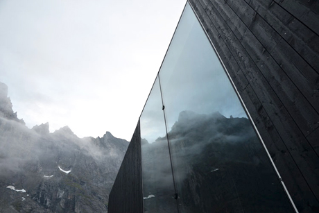 Reiulf Ramstad Arkitekter, <em>Trollwall Restaurant and Service Centre</em> (2011)