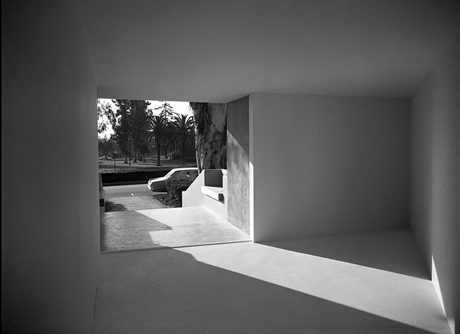 Michael Asher’s <em>Pomona College Art Gallery Project</em> (1970)