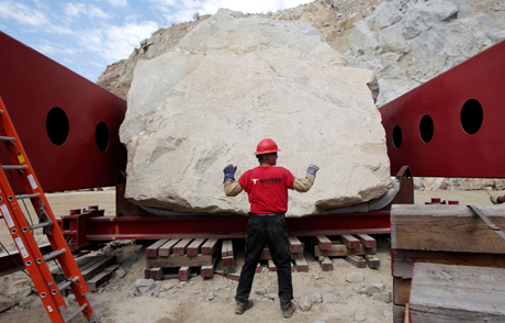Michael Heizer's 340-ton Levitated Mass on the move