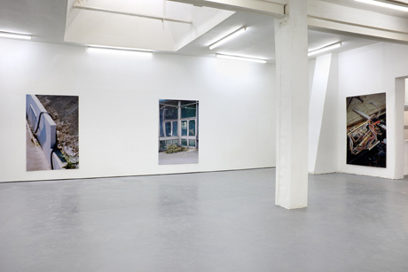 Bruno Zhu, Grass Warm Trifecta at Carlos/Ishikawa, London
