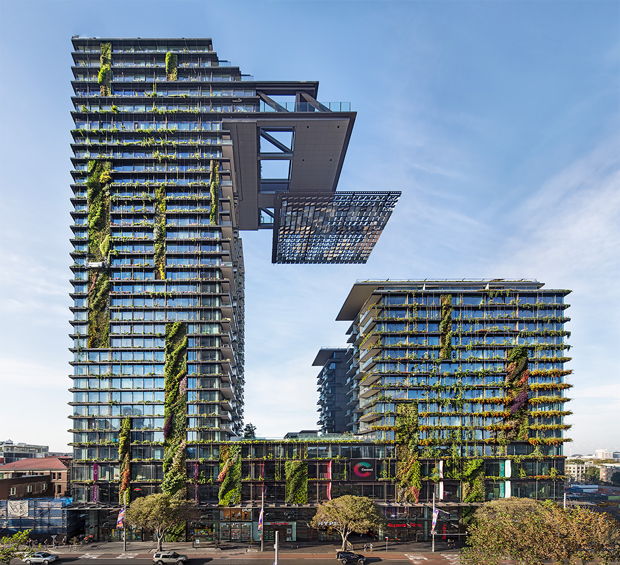 One Central Park, Sydney, Australia - Jean Nouvel and Patrick Blanc photo by Murray Fredericks