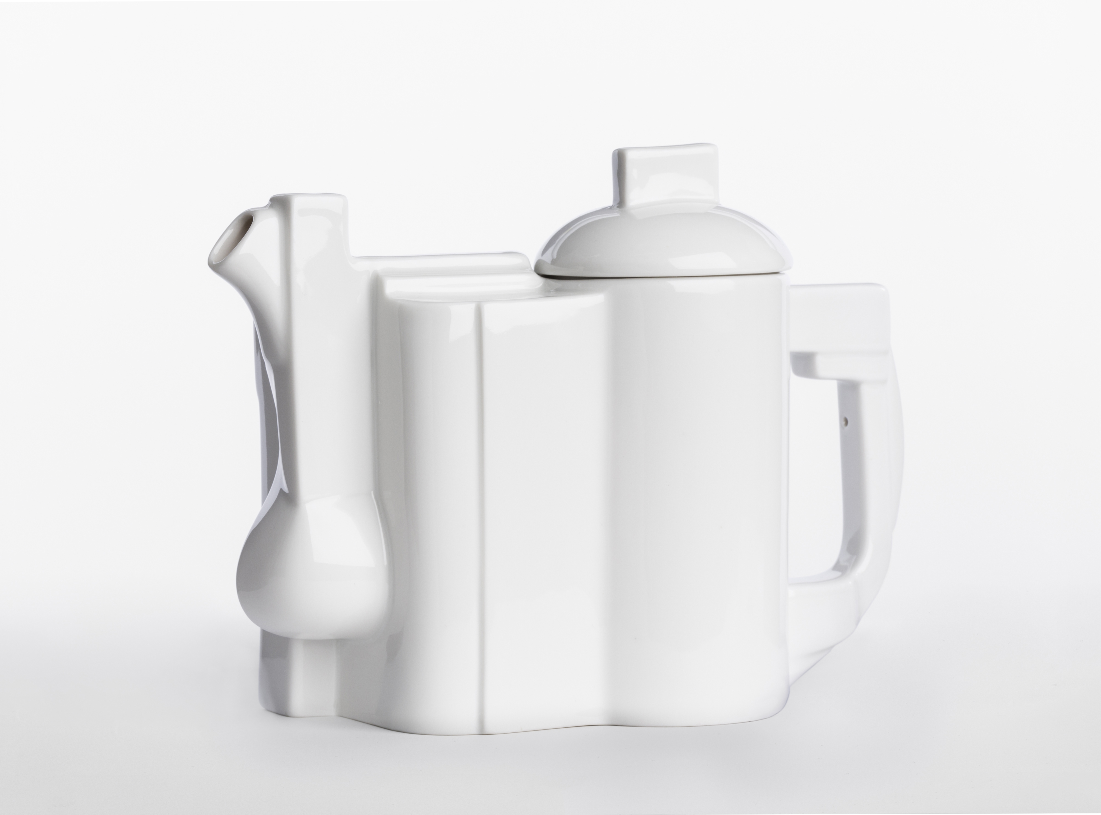 Suprematist Teapot (1923) by Kazimir Malewich. From the collection of Edmund de Waal. Photo by Ian Skelton