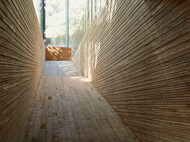 The China Academy of Art’s Folk Art Museum, Hangzhou by Kengo Kuma. Photography by Eiichi Kono. Images courtesy of Kengo Kuma and Associates