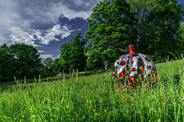 Yayoi Kusama's Pumpkin installed at the Glass House. Photograph by Matthew Placek