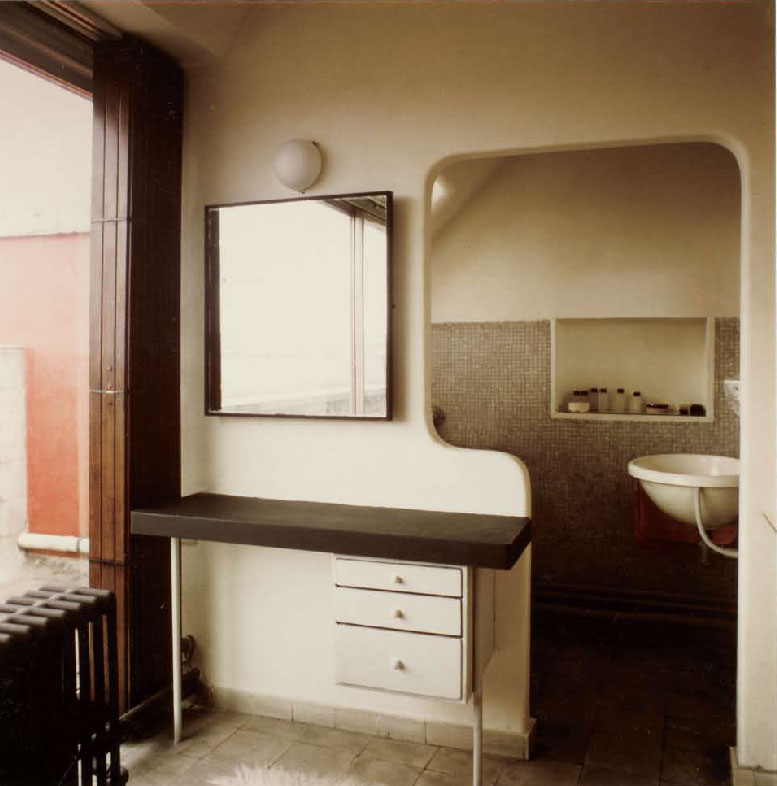 Le Corbusier's apartment in the Molitor Building, as reproduced in Le Corbusier Le Grand