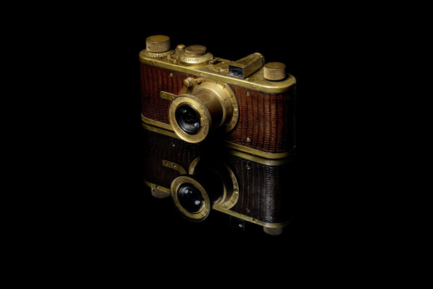 Leica Luxus I (1930), lot no. 48048 in the forthcoming sale
