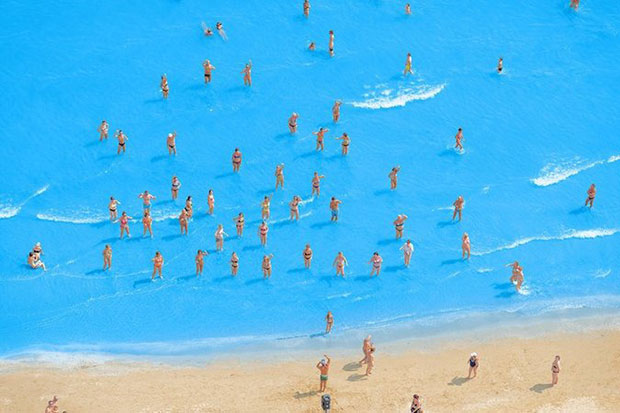 Olivo Barbieri - Adriatic Sea (Staged) Dancing People Series