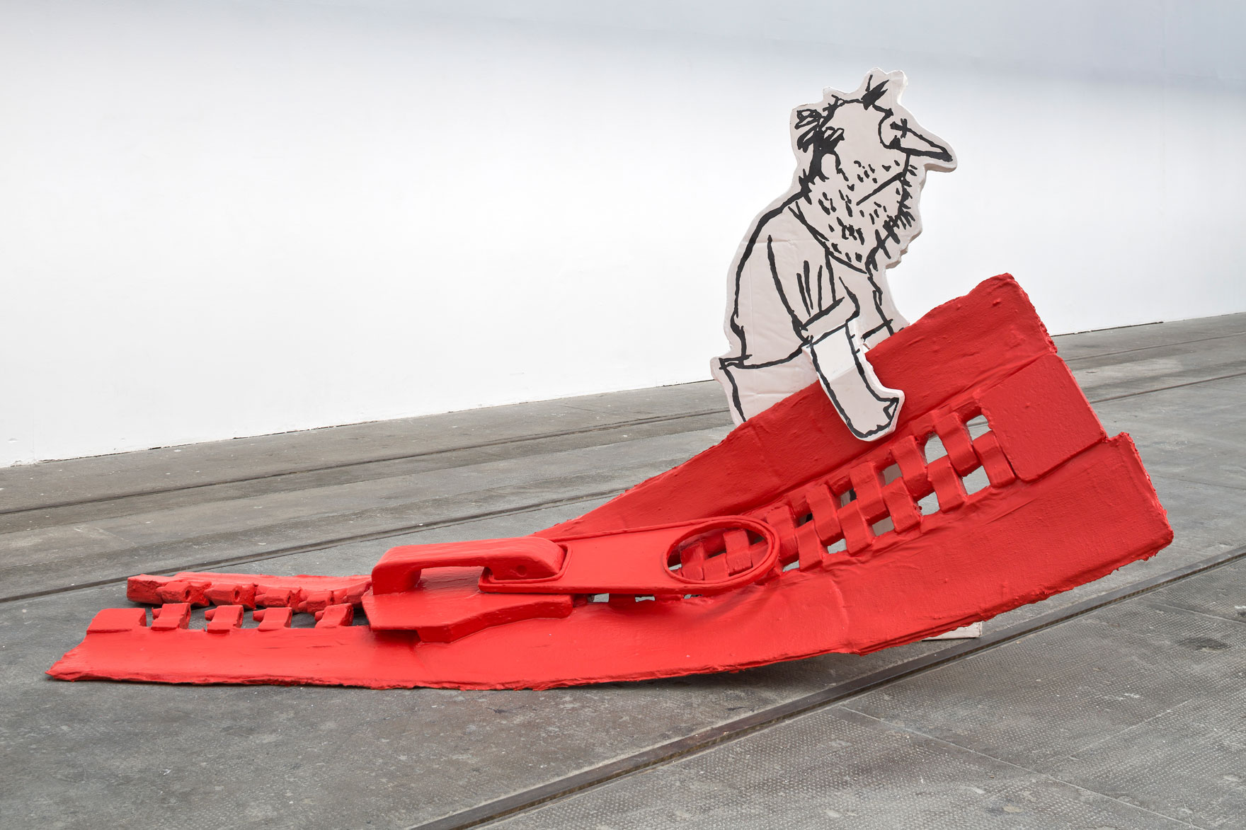 Untitled (Figure carrying Zip) 2015, Photography: Keith Hunter, Courtesy Tramway, Arts Council England and Galerie Crèvecoeur
