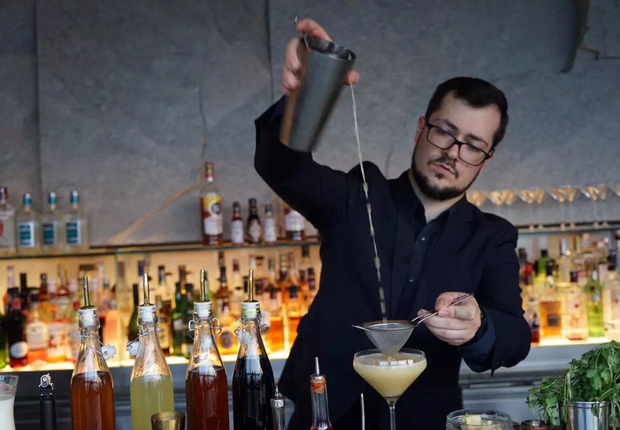 Miguel Fernandez - Bar Manager Ozone
The Ritz-Carlton, Hong Kong