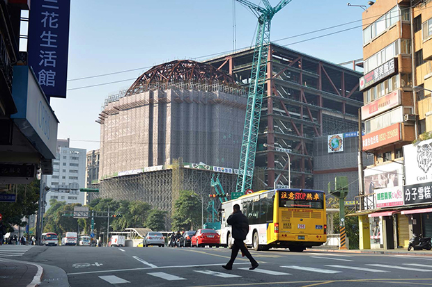Exclusive images of the Performing Arts Theater, Taipei. Photograph by Chris Stowers. Image courtesy of OMA